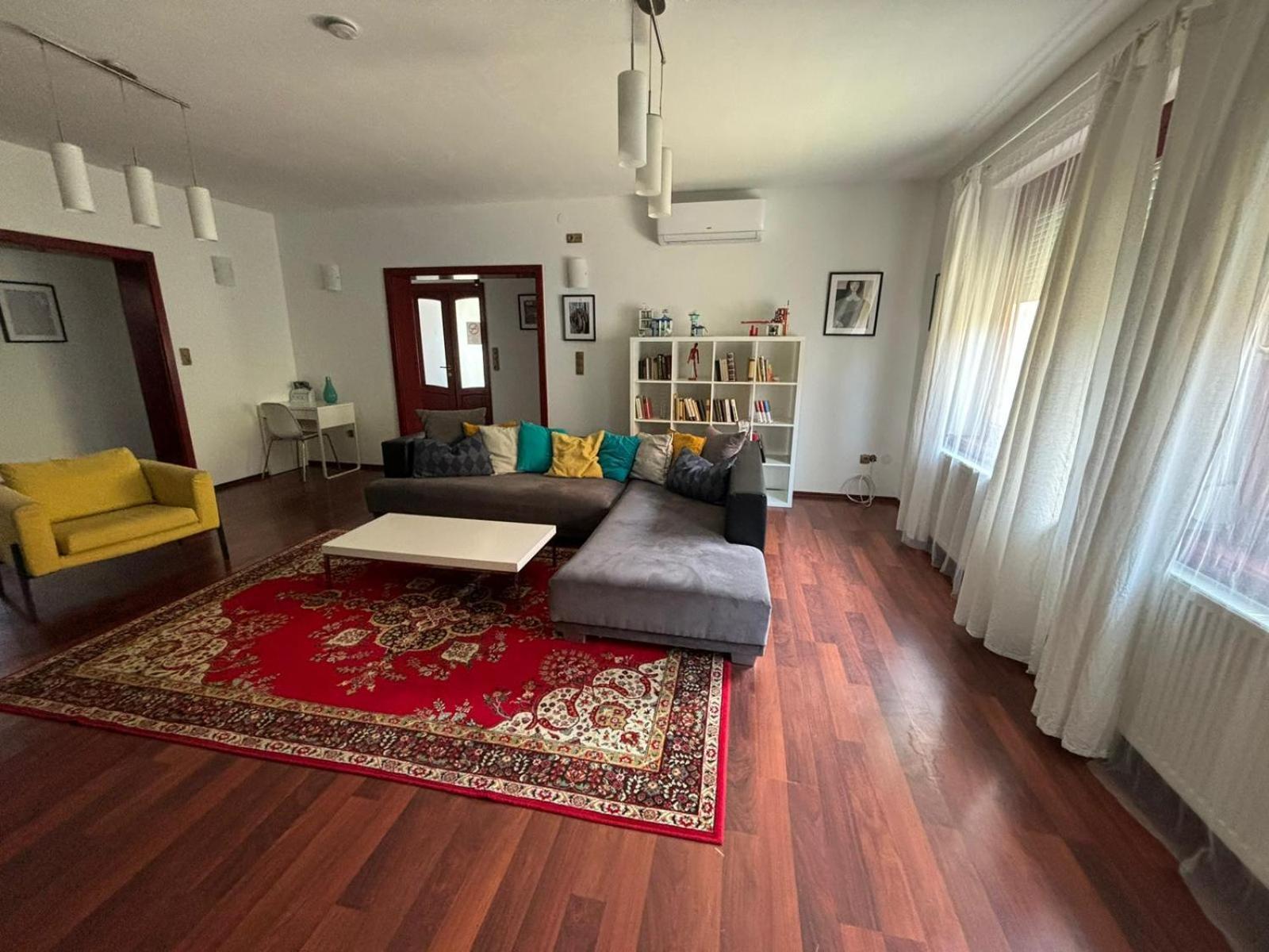 Luxury Apartman Apartment บายา ภายนอก รูปภาพ