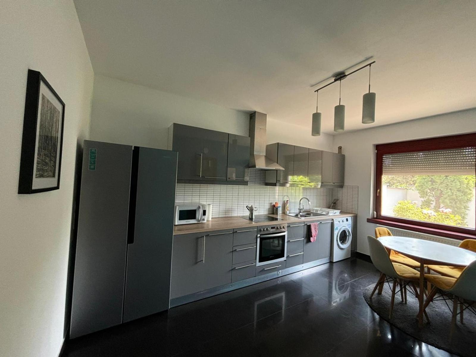 Luxury Apartman Apartment บายา ภายนอก รูปภาพ